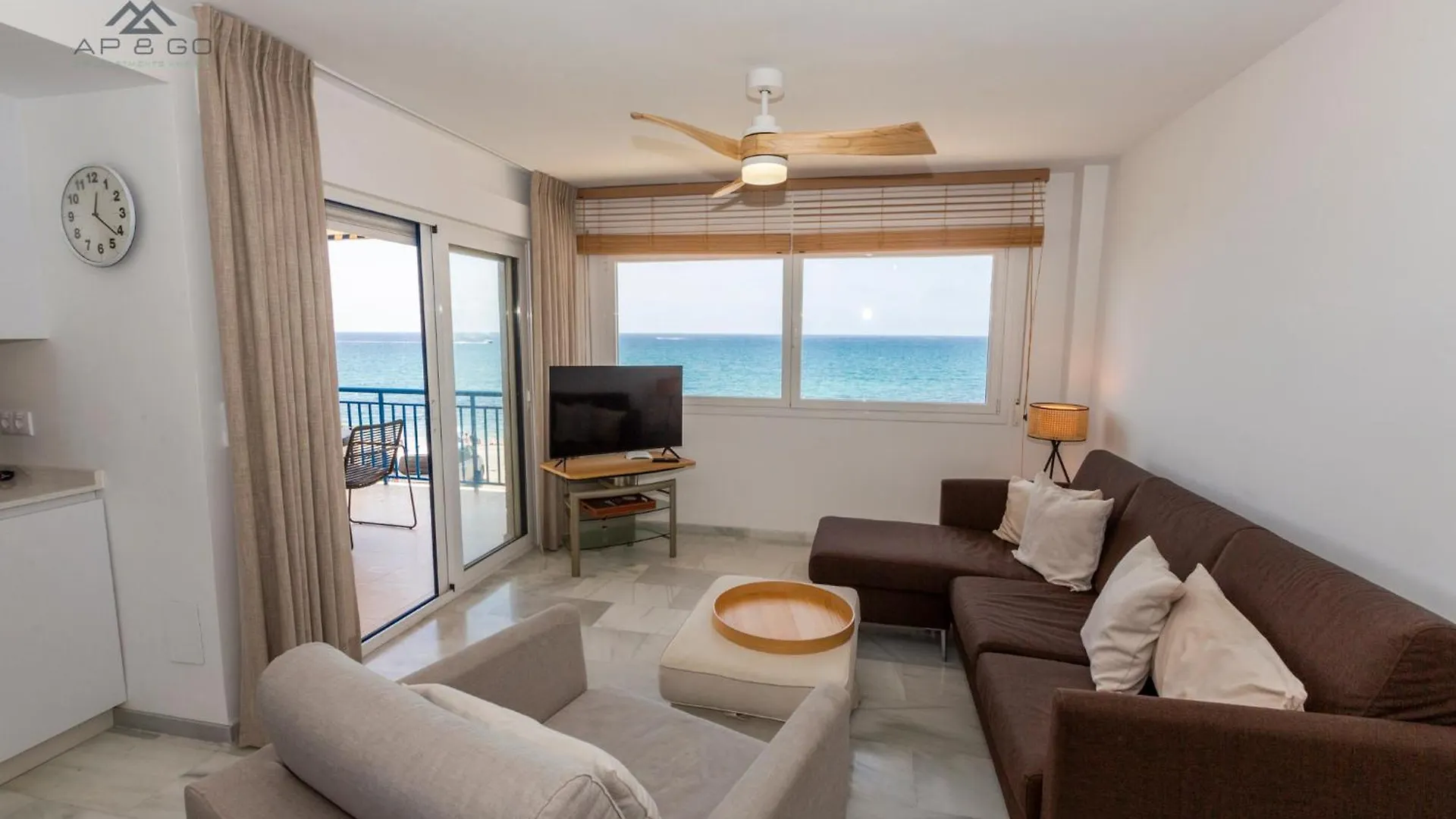 Deluxe Apartment Sea Views La Herradura La Herradura